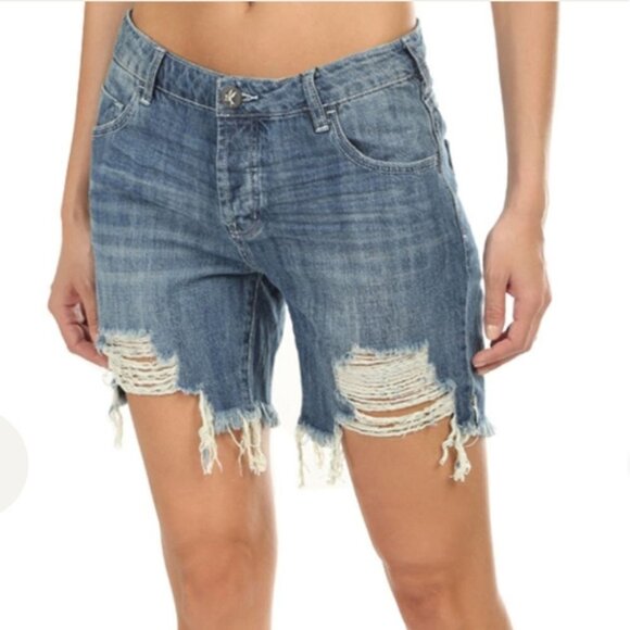 ❤️ 3 for $35 ONE teaspoon stevies bermuda boyfriend jean shorts distressed26 - Picture 1 of 9